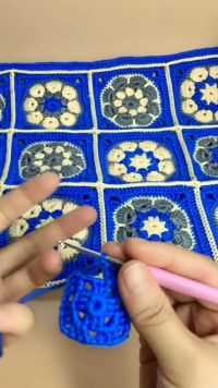 看我勾的手法，这些都是最基础的，看一遍就能学会