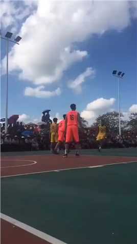 这球该怎么防，在线等！