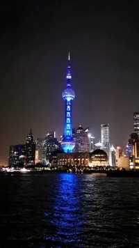 上海是世界上摩天大楼最多城市已经超过纽约跃居世界第一上海地铁总长世界第一另外还有十几个世界之最上海