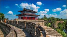 南京保存完好的古城墙，在上面骑车不是问题，是我国筑城技术的典范！