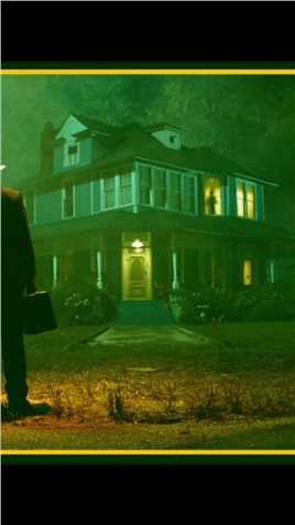 #悬疑#恐怖惊悚#高分电影#高分恐怖悬疑片《招魂3》：恐怖大师温子仁监制，改编自真实超自然事件，最新电影《招魂3》