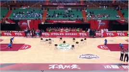 观众来啦  啦啦队也来啦