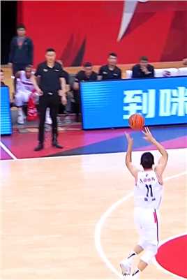 #CBA  阿联终于笑啦