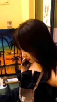 撑起我人生的是半生孤独 万家灯火没有一处是我的归处