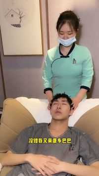 在沙坪坝逛累了，不如来这里放松，看电影做按摩，两不误，还有无限量美食哟