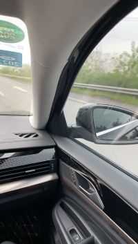 努力了10年，终于喜提爱车了，漏标了轻点喷，给80后丢脸了，终于不怕风吹日晒了