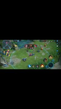 吓我一跳，草丛还能跳出来个女的  