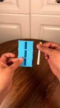 分成三节的粉笔瞬间复原，没有胶水，没有磁铁！