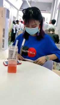 王阿姨介绍的相亲对象，第一次见面我问她要点纸巾去厕所，没想到……对方有备而来，我有点害怕！