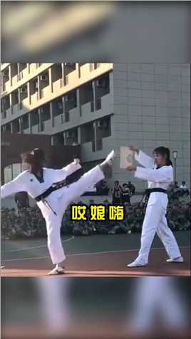 校长果然是校长，秒杀奇葩运动会所有选手