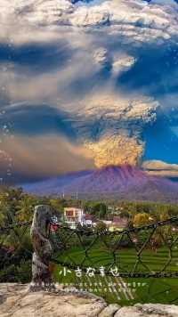 智利卡尔布科火山在沉寂43年后再次爆发，在大自然面前人类是多么的渺小，当灾难来临的时候你会怎么办？你会感到害怕么？ 。。