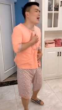 周末在家秀恩爱，没想出丑出大了