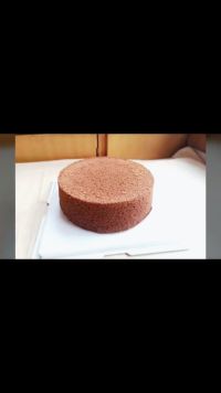 不易消泡的可可戚风蛋糕制作方法