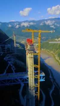 中国桥梁再度放大招，虎跳峡金沙江大桥，建成后成为世界上首座铁路悬索桥。