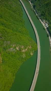 湖北古昭公路，被誉为中国最美水上公路，太美了