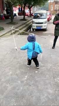 要是不打扰他，估计能玩一天，忍不住反复观看