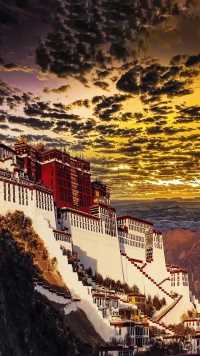 西藏！每个人都要去得地方！传说西藏是人世间最后得净土！！！！