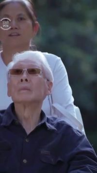 焦晃 他饰演的帝王深入人心，83岁的他虽饱受病疼折磨，依然不愿放弃演艺事业，向实力派老戏骨致敬  