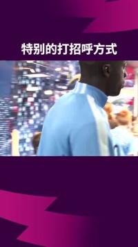 穆涅萨：当时就啪的一下，很快，反应不过来阿